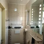 Weingut Raevenhof Guest house
