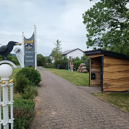Pensión Weingut Raevenhof Ayl