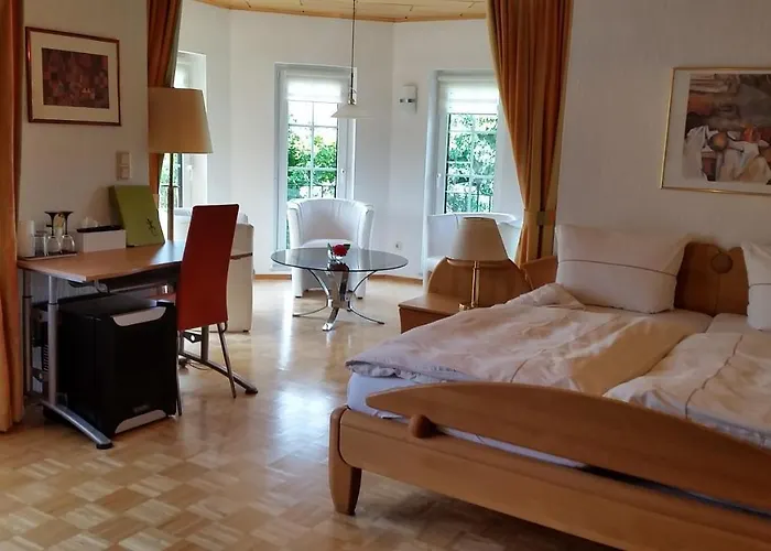 Gæstehus Weingut Raevenhof 3*